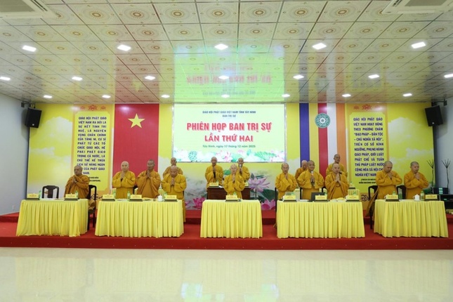 Chư tôn đức tham dự Chư tôn đức tham dự