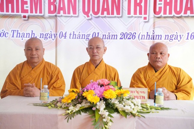 Chư tôn đức tham dự