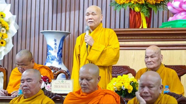 Hòa thượng Thích Phước Tú đạo từ tại hội nghị Hòa thượng Thích Phước Tú đạo từ tại hội nghị
