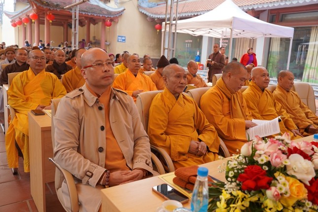 Chư tôn đức tham dự