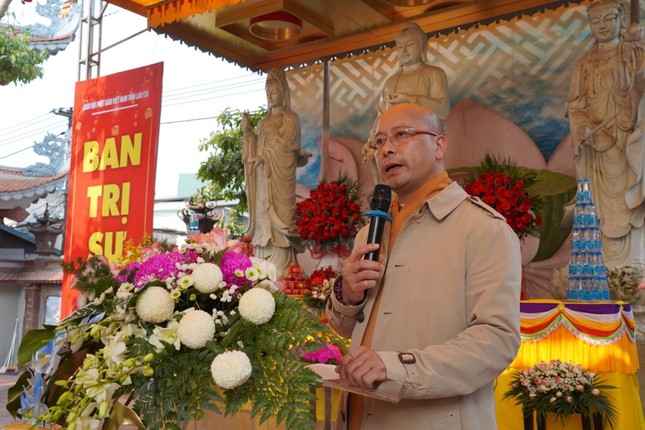 Thượng tọa Thích Minh Huy phát biểu khai mạc