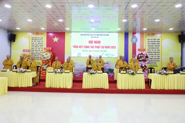 Chư tôn đức chứng minh, tham dự