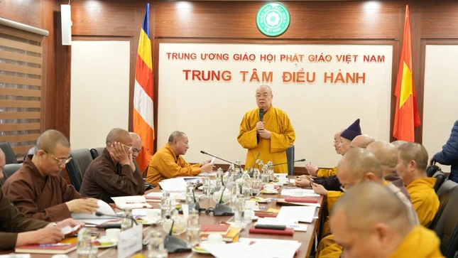 Quang cảnh buổi họp của Ban Thường trực