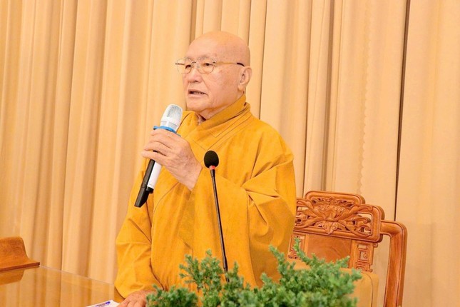 Hòa thượng Thích Nhật Quang ban đạo từ