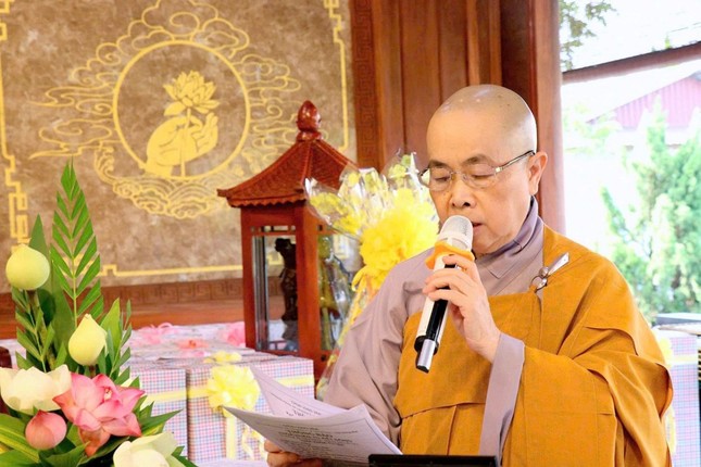 Ni trưởng Thích nữ Như Dung phát biểu khai mạc