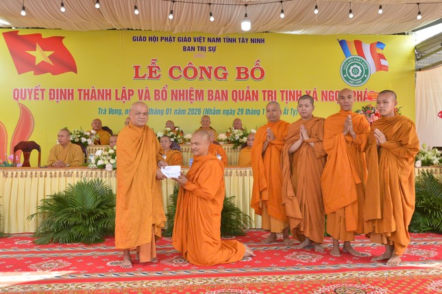 Chư Tăng tịnh xá Ngọc Pháp