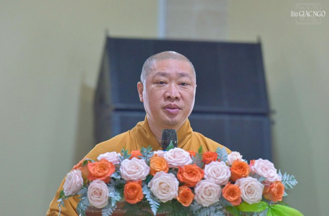 Thượng tọa Thích Thiện Thuận trình phương hướng hoạt động Phật sự năm 2026 của Ban Kinh tế - Tài chính T.Ư