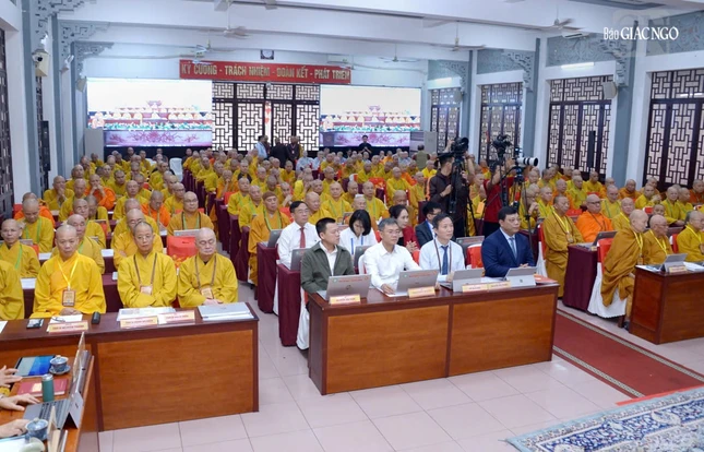 Đại biểu tham dự hội nghị