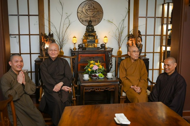 Trưởng lão Hòa thượng Thích Quang Nhuận và Hòa thượng Thích Hải Ấn thăm tu viện Khánh An