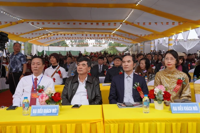 Đại diện chính quyền tham dự