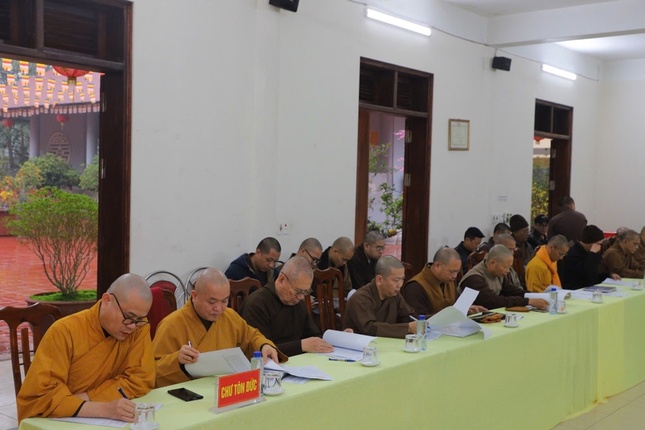 Chư tôn đức tham dự