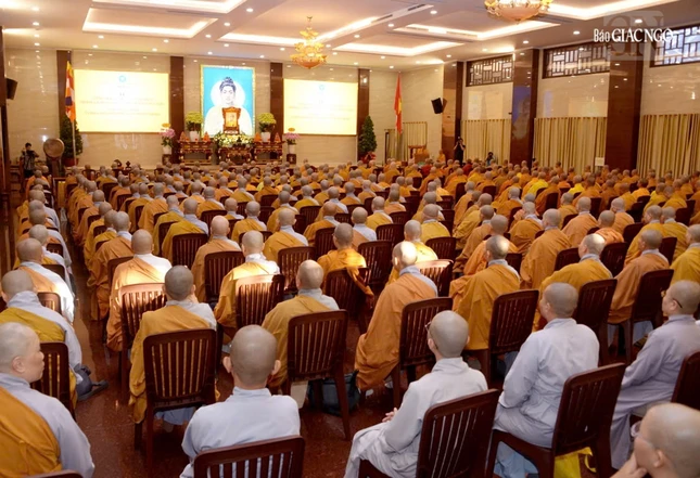 Quang cảnh buổi lễ trao Giáo chỉ tấn phong giáo phẩm