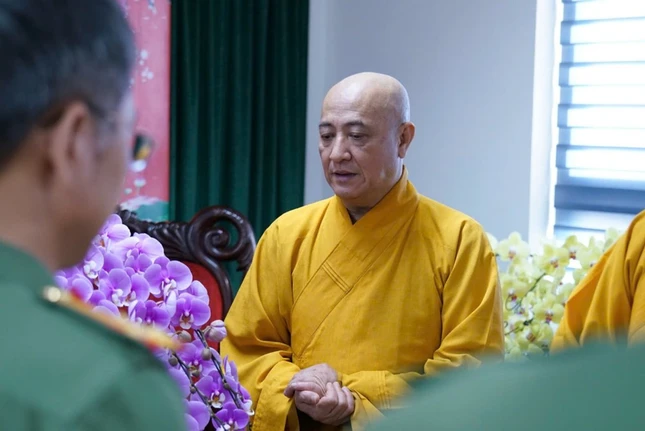 Hòa thượng Thích Huệ Thông chúc Tết tại Cục An ninh nội địa - Bộ Công an
