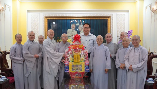 Tại Ủy ban MTTQVN TP.HCM Tại Ủy ban MTTQVN TP.HCM