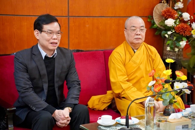 Ông Triệu Tài Vinh và Trưởng lão Hòa thượng Thích Thanh Nhiễu