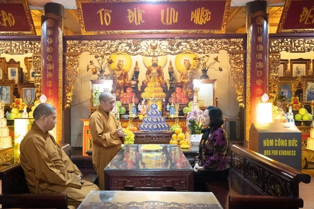 Thượng tọa Thích Thanh Tuấn cảm ơn sự quan tâm của Phó Chủ tịch Quốc hội dành cho Giáo hội