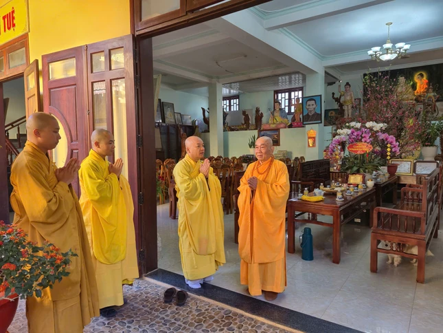 Lễ Tổ đầu năm là truyền thống tốt đẹp của Phật giáo xứ sở ngàn hoa khi mỗi độ xuân về