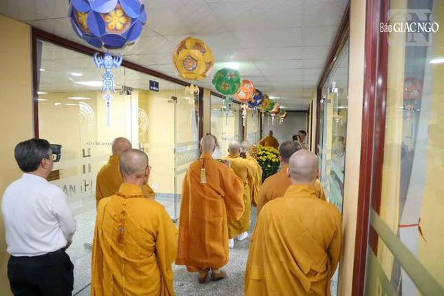 Mở cửa Văn phòng Ban Trị sự Phật giáo TP.HCM và khối văn phòng các ban chuyên môn