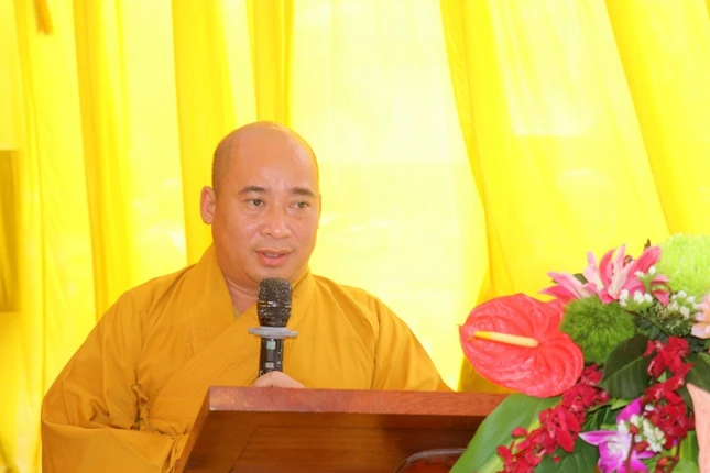 Đại đức Thích Trí Thuận phát biểu khai mạc