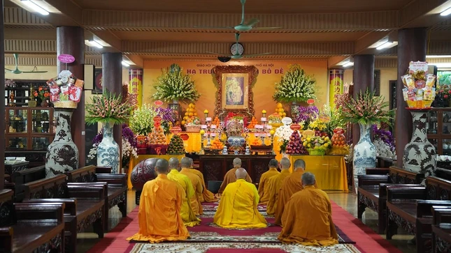 Thành kinh tưởng niệm Thành kinh tưởng niệm