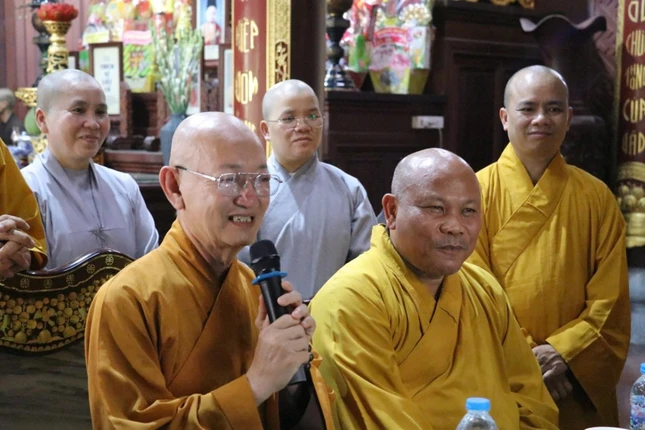 Thượng tọa Thích Quảng Tâm phát biểu chào mừng