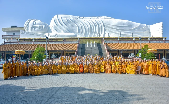 Trung tâm Tượng Phật Nhập Niết Bàn - Ảnh: Đăng Huy