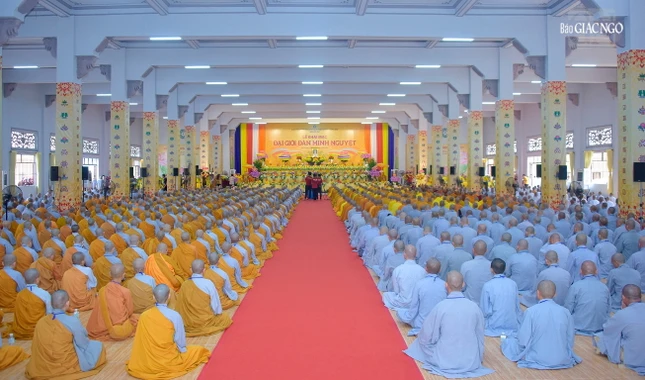 Đại giới đàn Minh Nguyệt do Ban Trị sự Phật giáo tỉnh Bà Rịa - Vũng Tàu cũ tổ chức - Ảnh: Quảng Chuyên