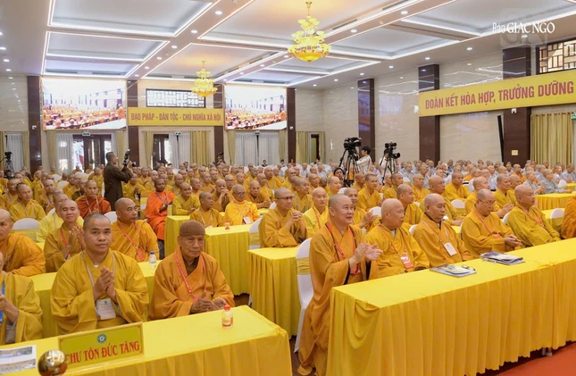 Quang cảnh phiên chiều nay, sáng mai phiên chính thức Đại hội sẽ tiếp tục diễn ra tại Việt Nam Quốc Tự