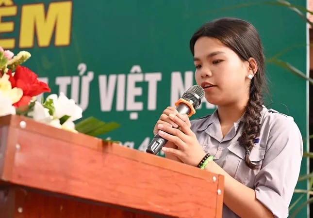 Đại diện huynh trưởng và đoàn sinh các thế hệ phát biểu cảm tưởng