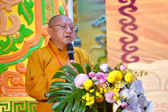 Thượng tọa Thích Gia Quang đạo từ