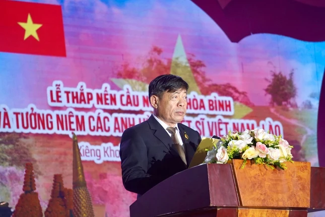 Ông Hồng Khăm Phim Mạ Sản phát biểu