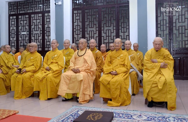 Chư vị giáo phẩm Hội đồng Chứng minh, Hội đồng Trị sự