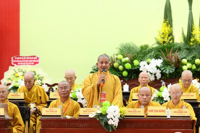 Thượng tọa Thích Lệ Duyên trình chương trình hoạt động Phật sự nhiệm kỳ 2026-2031