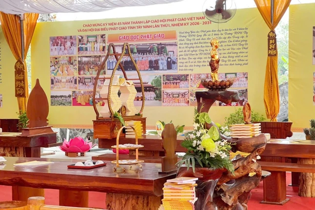 Không gian triển lãm thiền trà được tổ chức trong khuôn khổ Đại hội đại biểu Phật giáo tỉnh lần thứ I