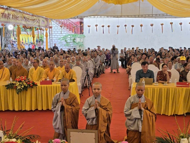 Quang cảnh buổi lễ