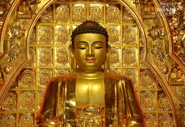 Đức Bổn Sư Thích Ca Mâu Ni