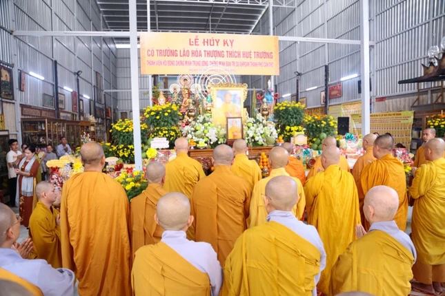 Quang cảnh lễ tưởng niệm tại chùa Phổ Quang, TP.Cần Thơ
