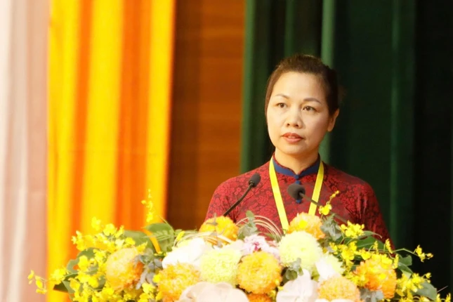 Phật tử Trịnh Thị Ngọc Huế - Diệu Hương đọc tham luận