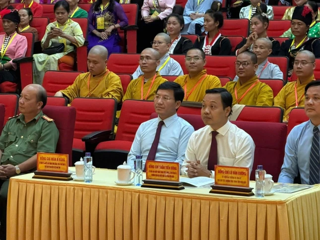 Lãnh đạo tỉnh tham dự Đại hội
