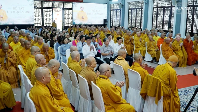 Quang cảnh buổi lễ