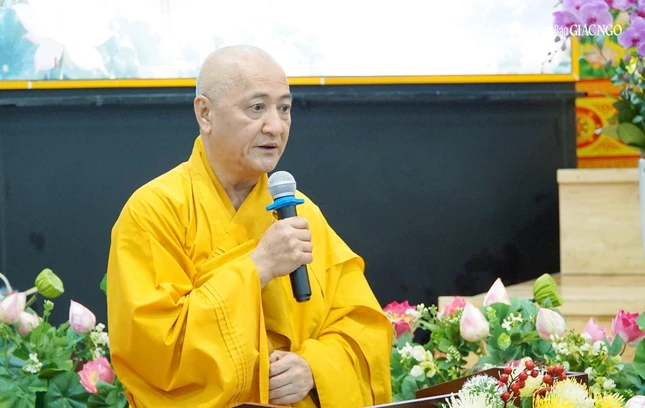 Hòa thượng Thích Huệ Thông dâng lời tưởng niệm