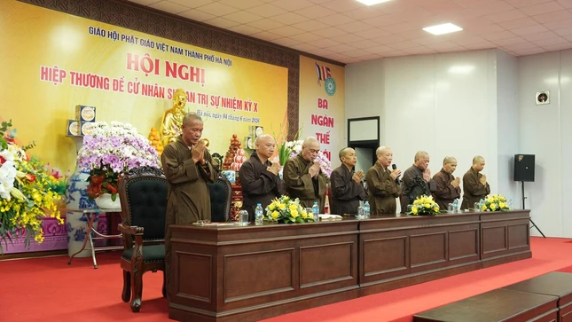 Chư tôn đức tham dự