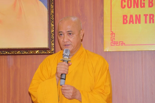 Hòa thượng Thích Huệ Thông ban đạo từ