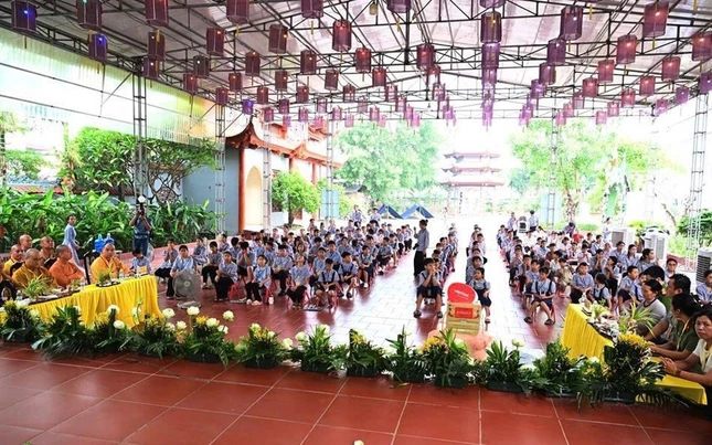 200 huynh trưởng và đoàn sinh tham dự trại
