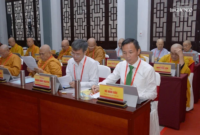 Đại diện các cơ quan trung ương tham dự