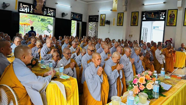 Tại trường hạ Ni viện Diệu Quang, tỉnh Khánh Hòa