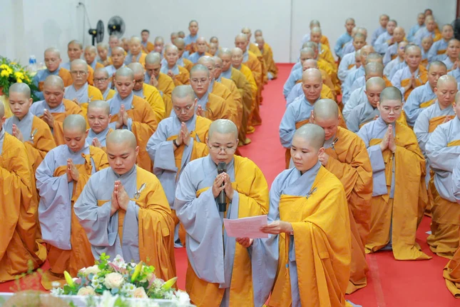 Chư hành giả chùa Kỳ Viên, tỉnh Vĩnh Long