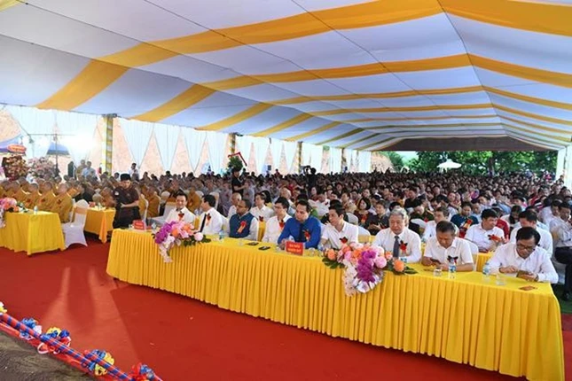 Đại biểu tham dự Đại biểu tham dự