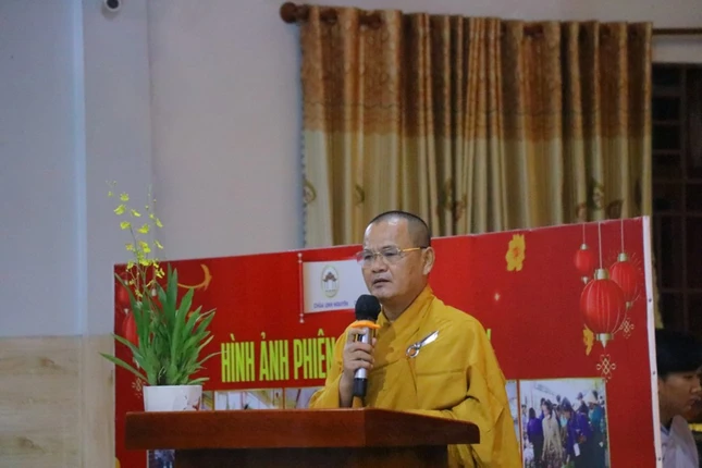 Thượng tọa Thích Thiện Trực phát biểu cảm niệm Thượng tọa Thích Thiện Trực phát biểu cảm niệm