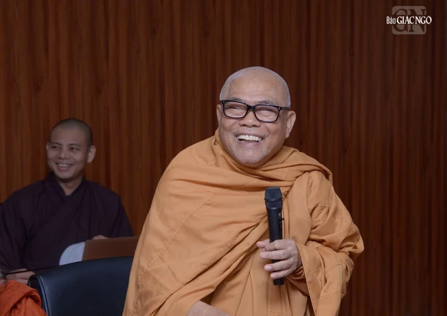 Hòa thượng Thích Giác Toàn đóng góp về tu chỉnh Hiến chương GHPGVN Hòa thượng Thích Giác Toàn đóng góp về tu chỉnh Hiến chương GHPGVN